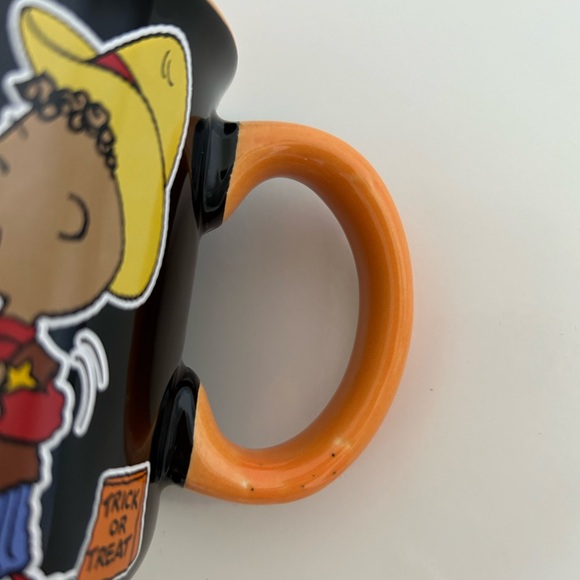 New Peanuts Black & Orange Ceramic Halloween Mug Holiday Decor Collectibles🎃🖤 - Picture 12 of 13